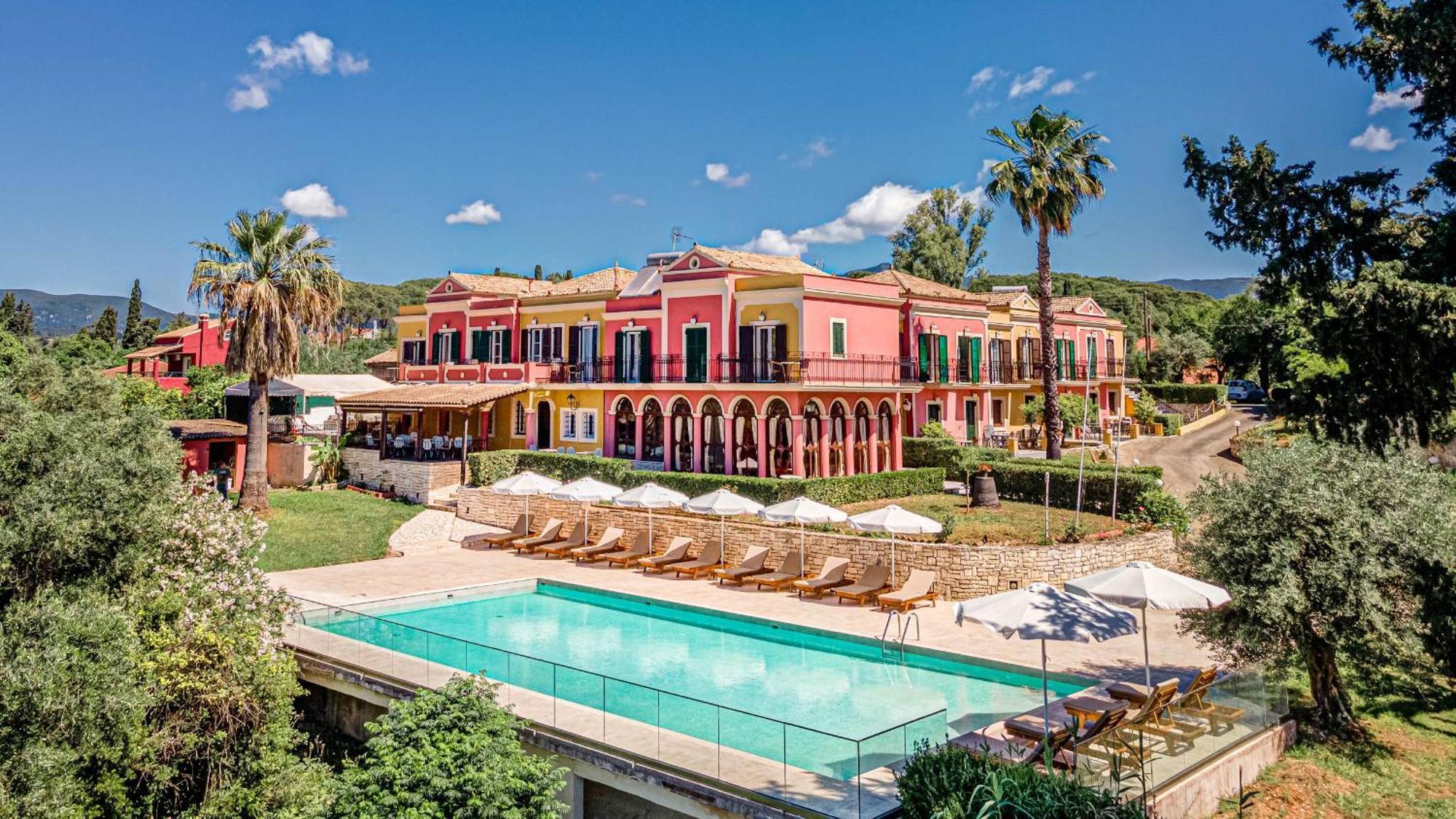 Hotel Ionian Arches à Gouviá Extérieur photo